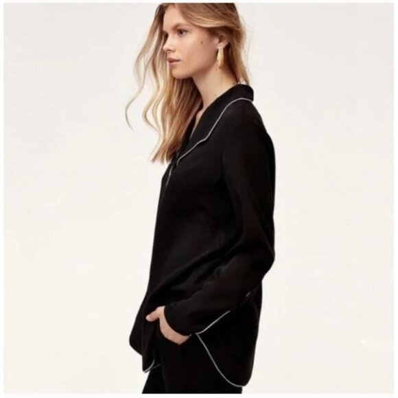 Aritzia Babaton Black Satin Venturi Button up Long Sleeve Blouse M - Picture 16 of 16